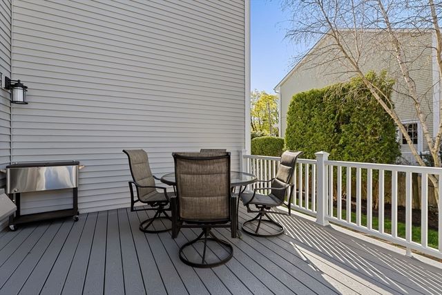 152 Charlton St, Arlington, MA 02476
