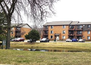 649 N Briar Hill Lane 3, Addison, IL 60101