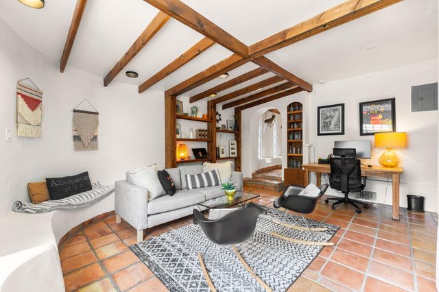 610 Carlisle Boulevard SE, Albuquerque, NM 87106