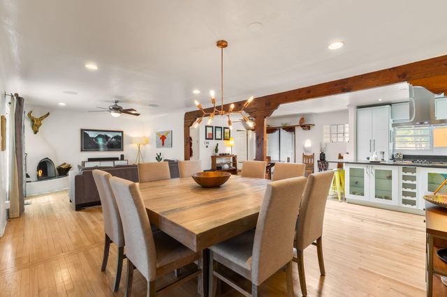 610 Carlisle Boulevard SE, Albuquerque, NM 87106
