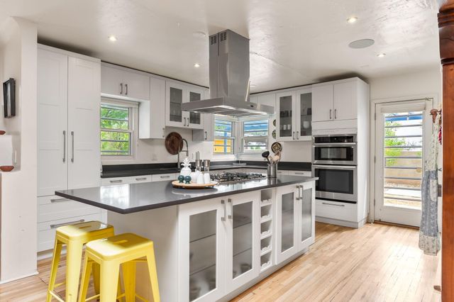 610 Carlisle Boulevard SE, Albuquerque, NM 87106