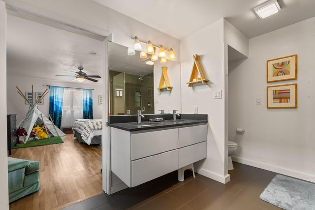 610 Carlisle Boulevard SE, Albuquerque, NM 87106