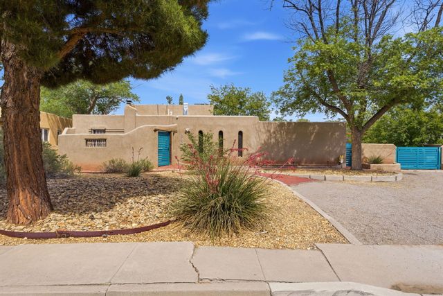 610 Carlisle Boulevard SE, Albuquerque, NM 87106