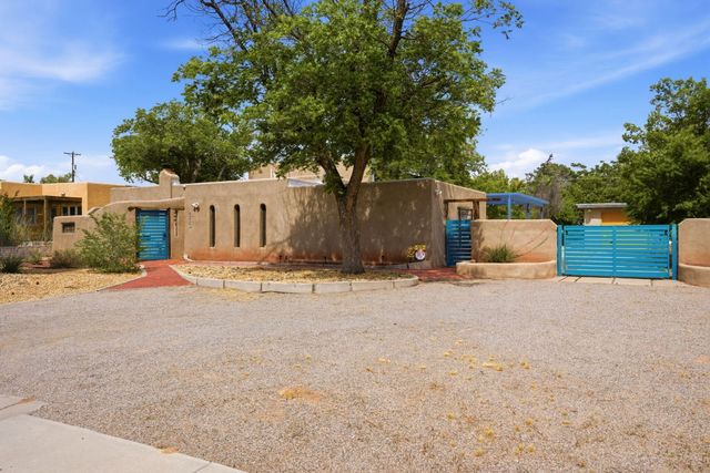 610 Carlisle Boulevard SE, Albuquerque, NM 87106