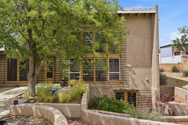 610 Carlisle Boulevard SE, Albuquerque, NM 87106