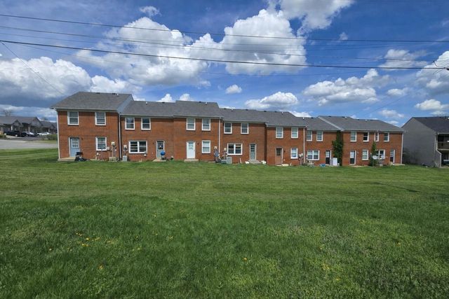 200 Strawberry Lane, Nicholasville, KY 40356
