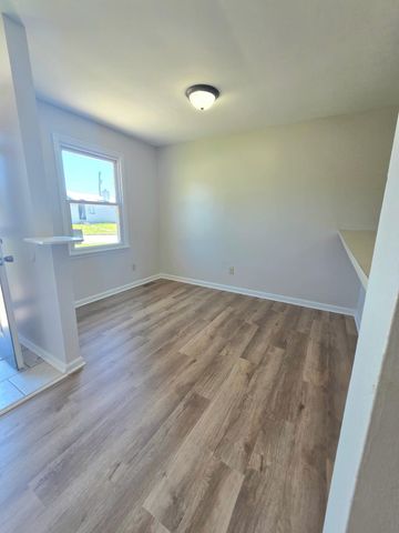 200 Strawberry Lane, Nicholasville, KY 40356