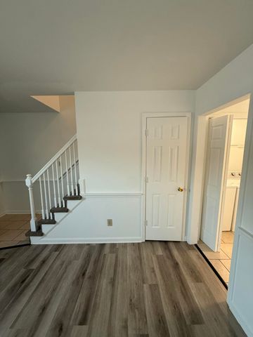 200 Strawberry Lane, Nicholasville, KY 40356