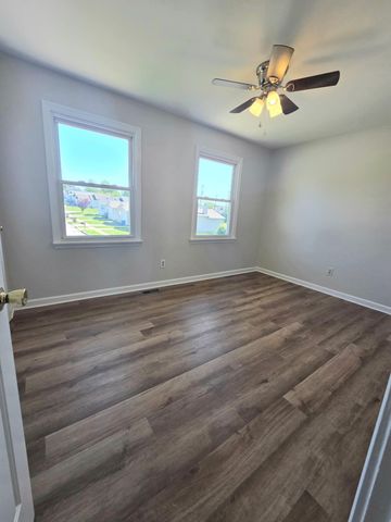 200 Strawberry Lane, Nicholasville, KY 40356