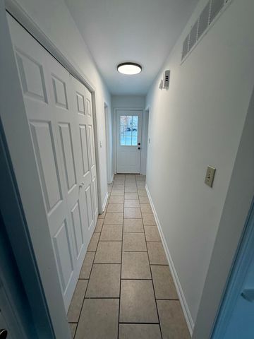 200 Strawberry Lane, Nicholasville, KY 40356