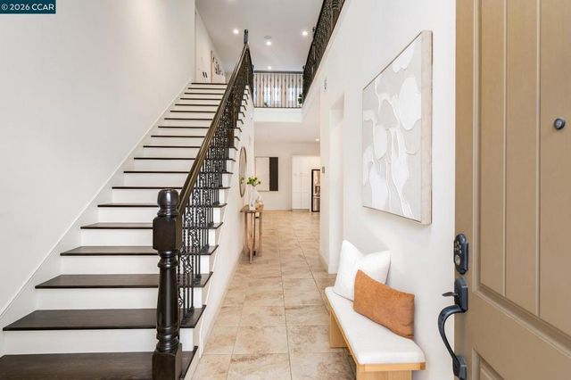 748 Roseum Ct, San Ramon, CA 94582