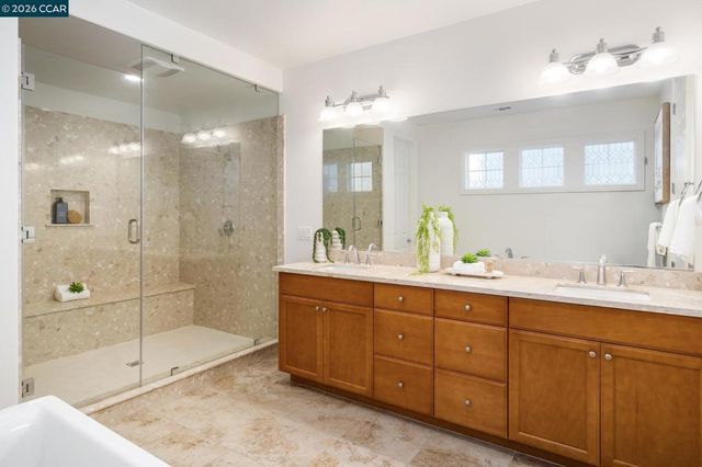 748 Roseum Ct, San Ramon, CA 94582