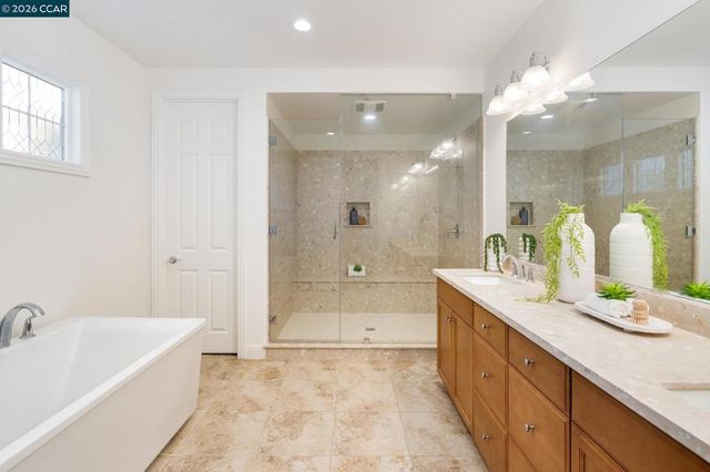 748 Roseum Ct, San Ramon, CA 94582