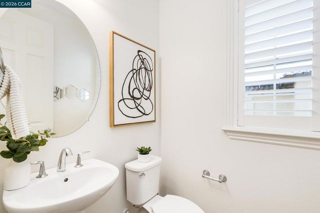748 Roseum Ct, San Ramon, CA 94582