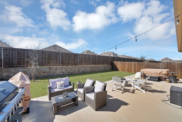 10928 Canyon Mine Drive, Aubrey, TX 76227