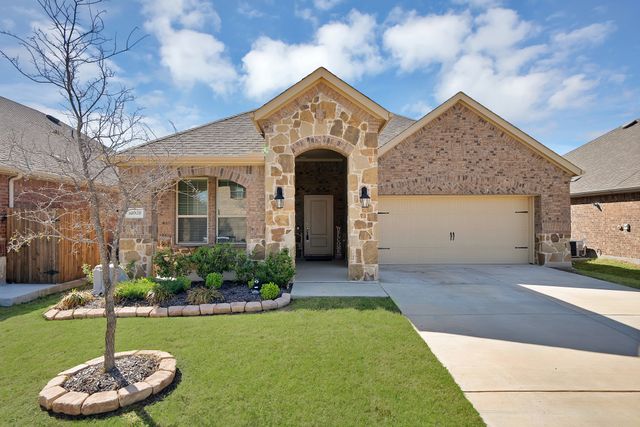 10928 Canyon Mine Drive, Aubrey, TX 76227