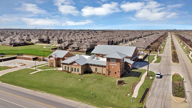 10928 Canyon Mine Drive, Aubrey, TX 76227