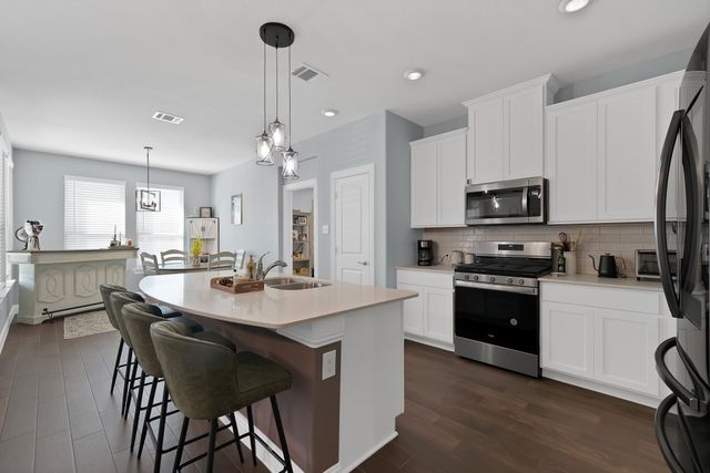 10928 Canyon Mine Drive, Aubrey, TX 76227