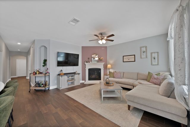 10928 Canyon Mine Drive, Aubrey, TX 76227