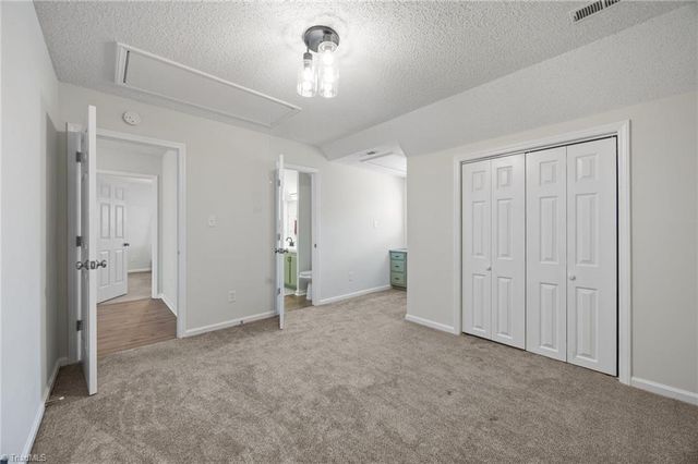 6295 Selwyck Lane, Kernersville, NC 27284