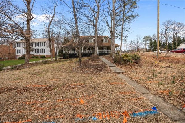 6295 Selwyck Lane, Kernersville, NC 27284