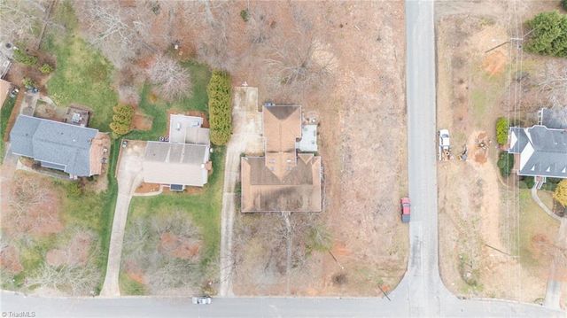 6295 Selwyck Lane, Kernersville, NC 27284