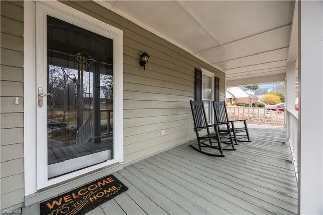 6295 Selwyck Lane, Kernersville, NC 27284