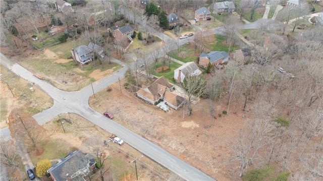 6295 Selwyck Lane, Kernersville, NC 27284