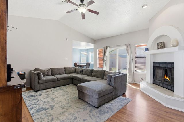 1815 TIERRA DEL OSO Drive NW, Albuquerque, NM 87120