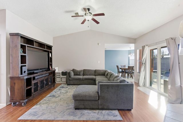 1815 TIERRA DEL OSO Drive NW, Albuquerque, NM 87120