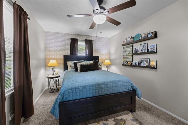 14113 W 92ND Terrace, Lenexa, KS 66215