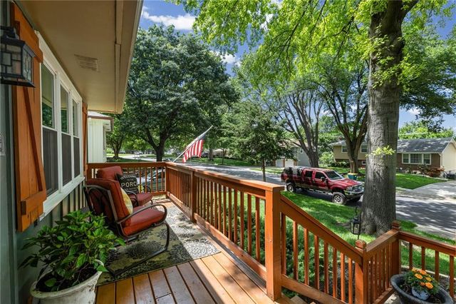 14113 W 92ND Terrace, Lenexa, KS 66215