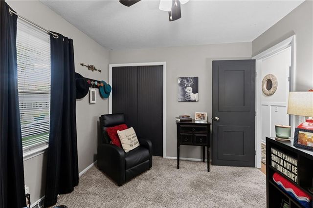 14113 W 92ND Terrace, Lenexa, KS 66215