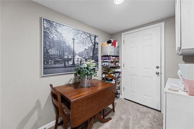 14113 W 92ND Terrace, Lenexa, KS 66215