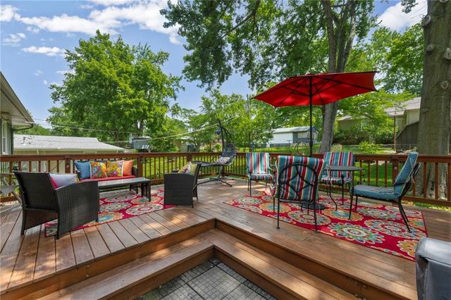 14113 W 92ND Terrace, Lenexa, KS 66215