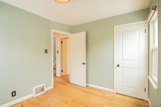 515 Farmdale Street, Ferndale, MI 48220