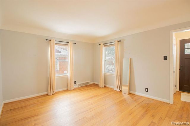 515 Farmdale Street, Ferndale, MI 48220