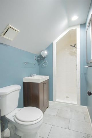 515 Farmdale Street, Ferndale, MI 48220