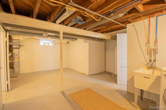 515 Farmdale Street, Ferndale, MI 48220