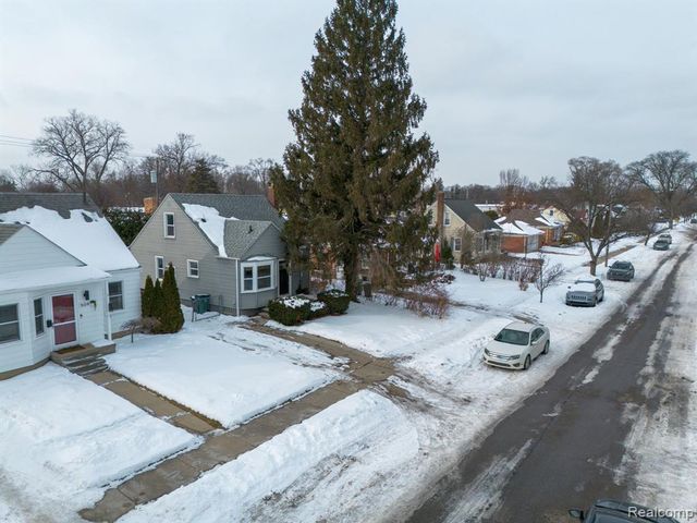 515 Farmdale Street, Ferndale, MI 48220