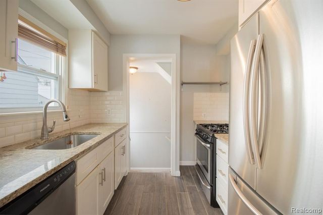 515 Farmdale Street, Ferndale, MI 48220