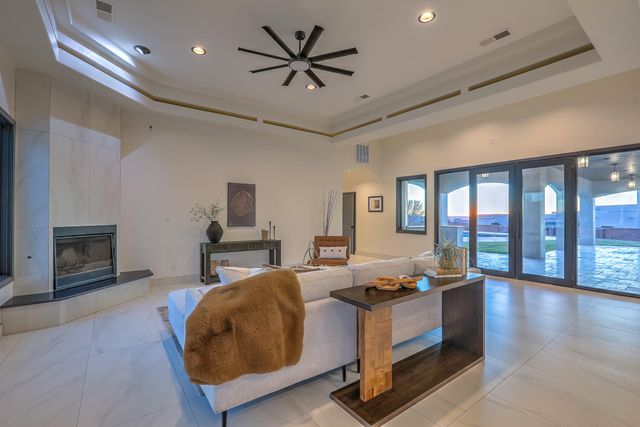 9900 Eagle Rock Avenue NE, Albuquerque, NM 87122