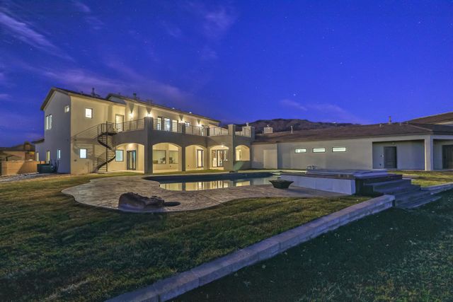 9900 Eagle Rock Avenue NE, Albuquerque, NM 87122