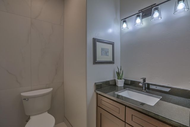 9900 Eagle Rock Avenue NE, Albuquerque, NM 87122