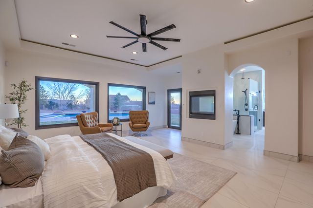 9900 Eagle Rock Avenue NE, Albuquerque, NM 87122