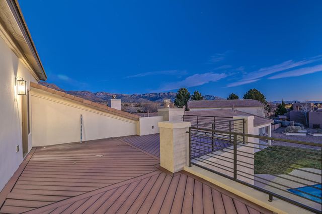 9900 Eagle Rock Avenue NE, Albuquerque, NM 87122