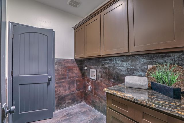 9900 Eagle Rock Avenue NE, Albuquerque, NM 87122