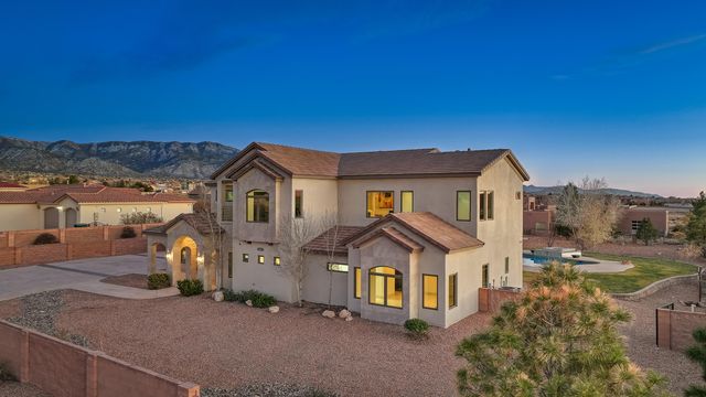 9900 Eagle Rock Avenue NE, Albuquerque, NM 87122