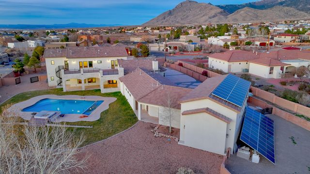 9900 Eagle Rock Avenue NE, Albuquerque, NM 87122