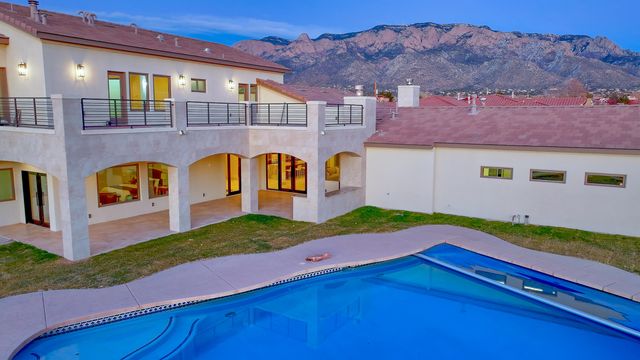 9900 Eagle Rock Avenue NE, Albuquerque, NM 87122